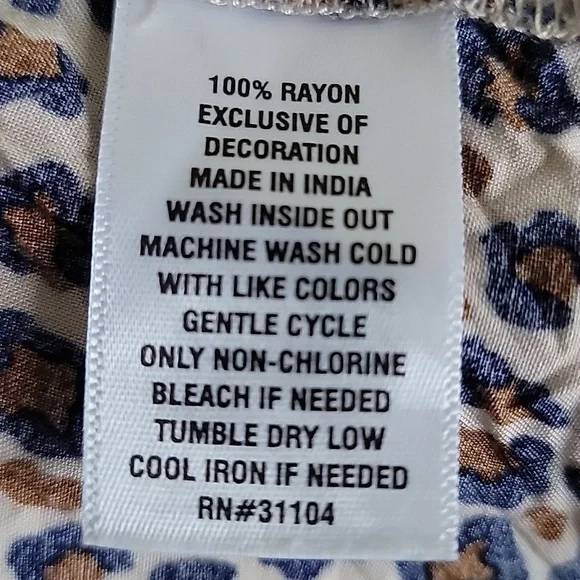 Crown & Ivy Tunic blouse - Picture 4 of 4